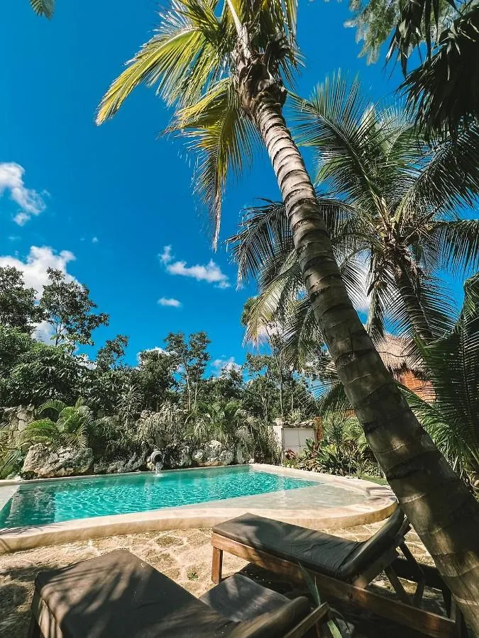 Hotel Zamunda Garden View Tulum Inn
