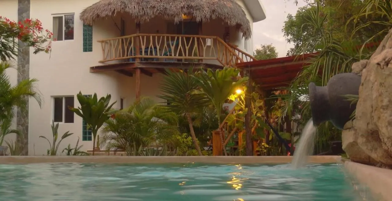 Inn Hotel Zamunda Garden View Tulum